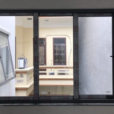Cửa sổ mở trượt 3 cánh nhôm Xingfa Cửa sổ mở trượt 3 cánh nhôm Xingfa