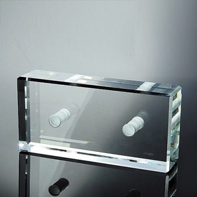 Gạch kính trong suốt có lỗ ngắn 200x100x50mm AVSING