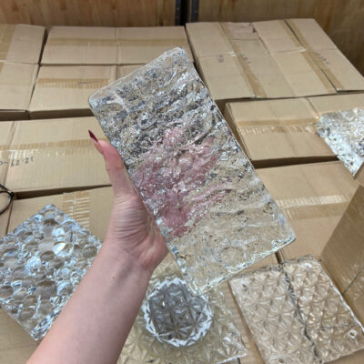 Gạch kính gợn sóng lấy sáng 200x100x50mm AVSING